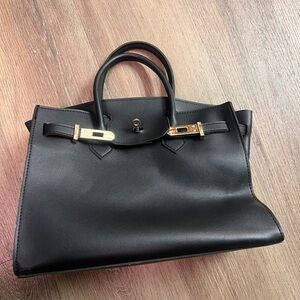 Elegant Black  Handbag